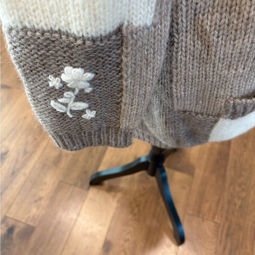 Johnny Was Alpaca Brown and Cream Women's Sweater - Picture 10 of 12